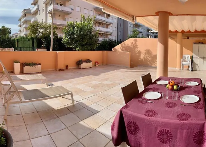 Apartamento Nuevo Con Gran Terraza Y Wifi En Canet